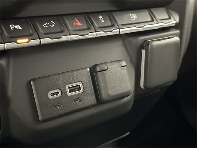 Thumbnail: 2024 Chevrolet Silverado 2500 - 25