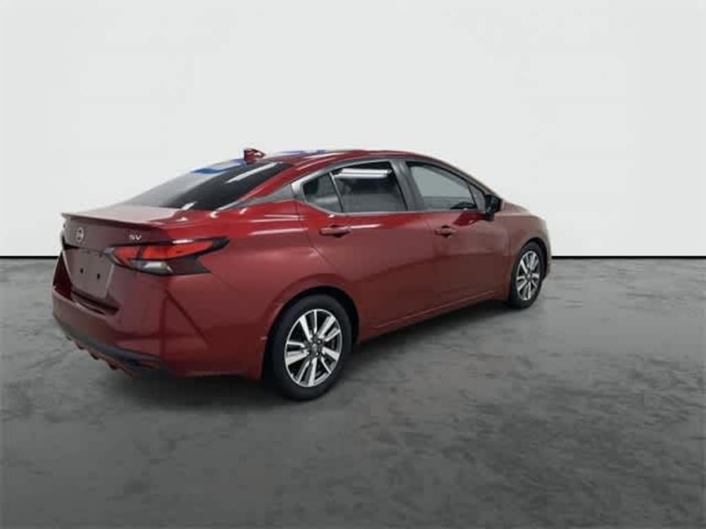 Used 2020 Nissan Versa 1.6 SV Sedan