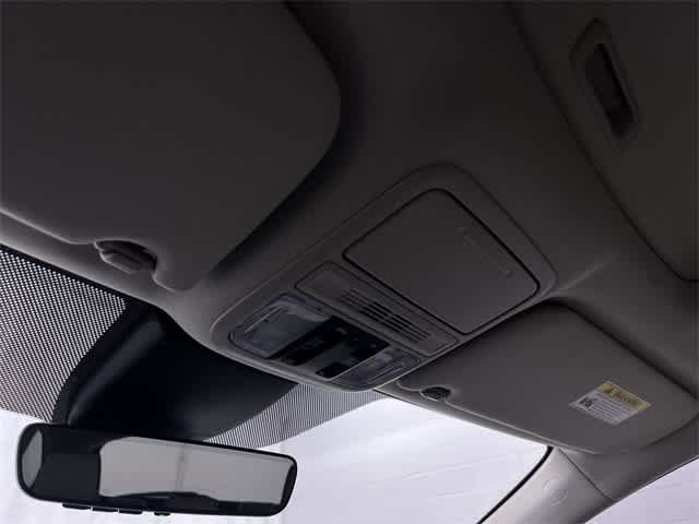 2025 Honda Odyssey Touring 22