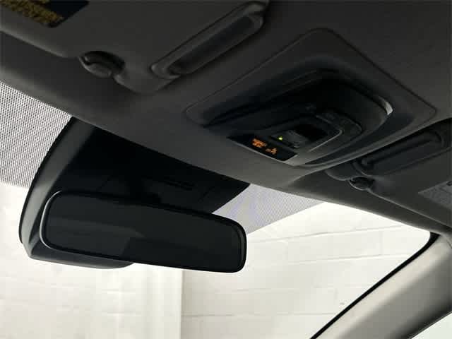 Thumbnail: 2025 Toyota Corolla Cross - 21