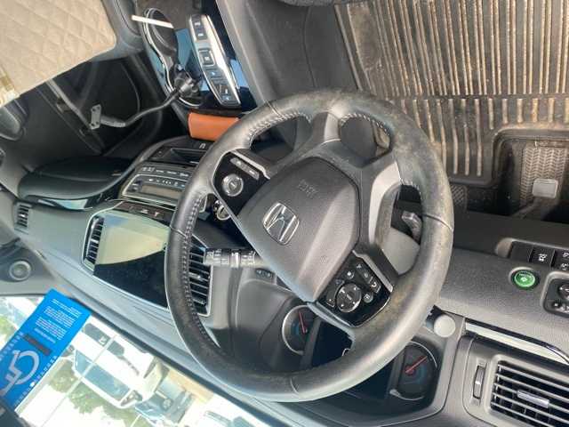 2021 Honda Passport Touring photo 3