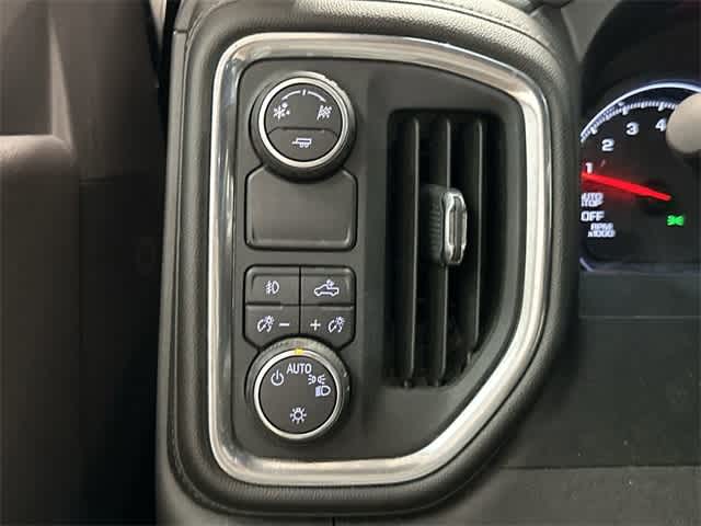Thumbnail: 2019 Chevrolet Silverado 1500 - 19