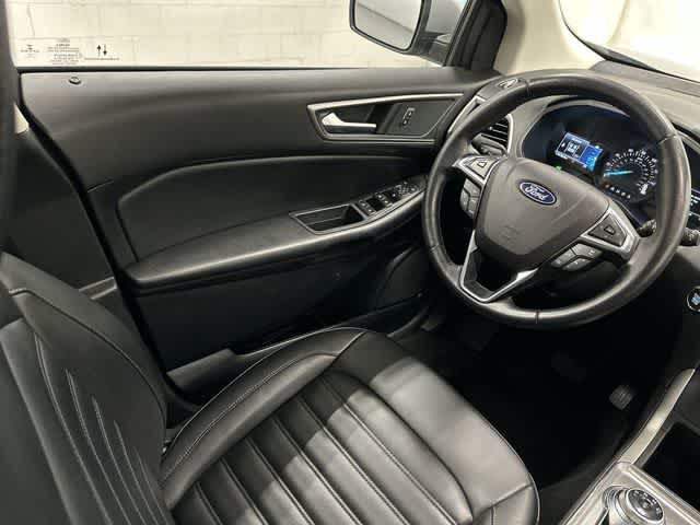 Thumbnail: 2022 Ford Edge - 12