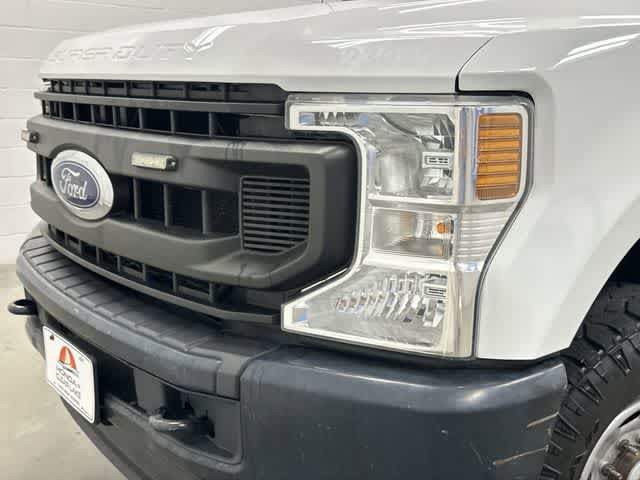 Thumbnail: 2020 Ford F-350 - 31