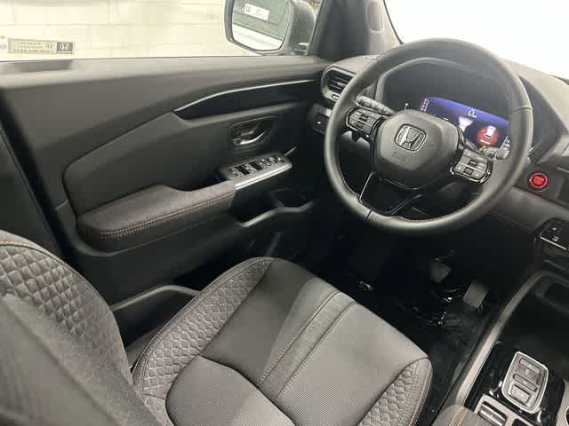Thumbnail: 2026 Honda Pilot - 12