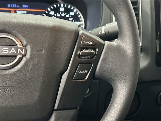 Thumbnail: 2022 Nissan Frontier - 18