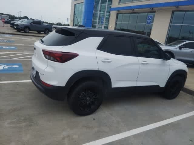 Thumbnail: 2024 Chevrolet TrailBlazer - 2
