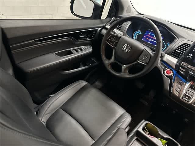 Thumbnail: 2023 Honda Odyssey - 12