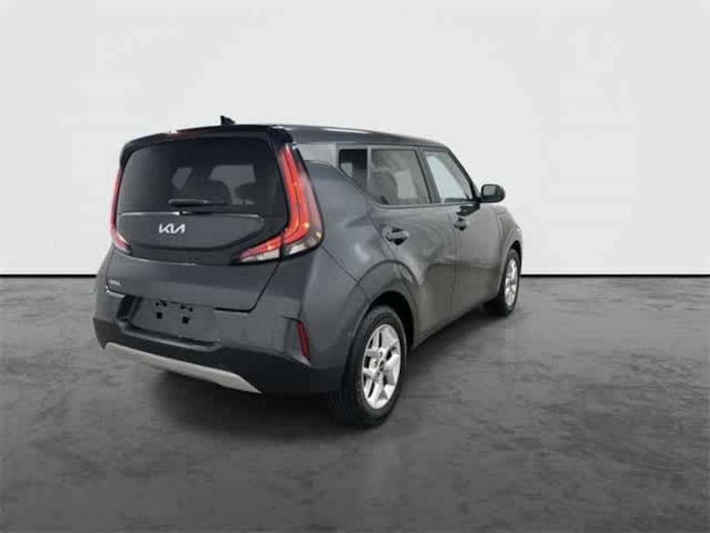 Used 2023 Kia Soul LX Hatchback