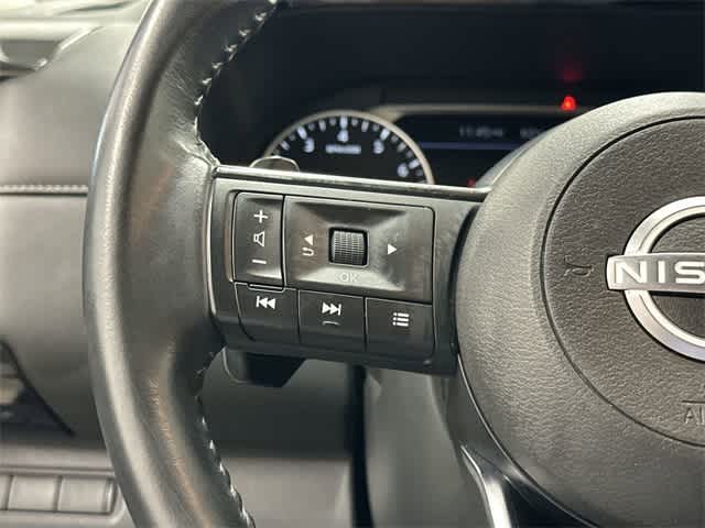 Thumbnail: 2024 Nissan Pathfinder - 17