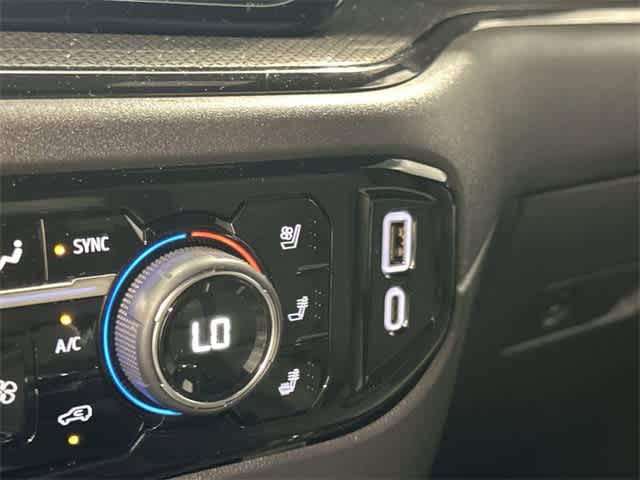 Thumbnail: 2024 Chevrolet Silverado 1500 - 25