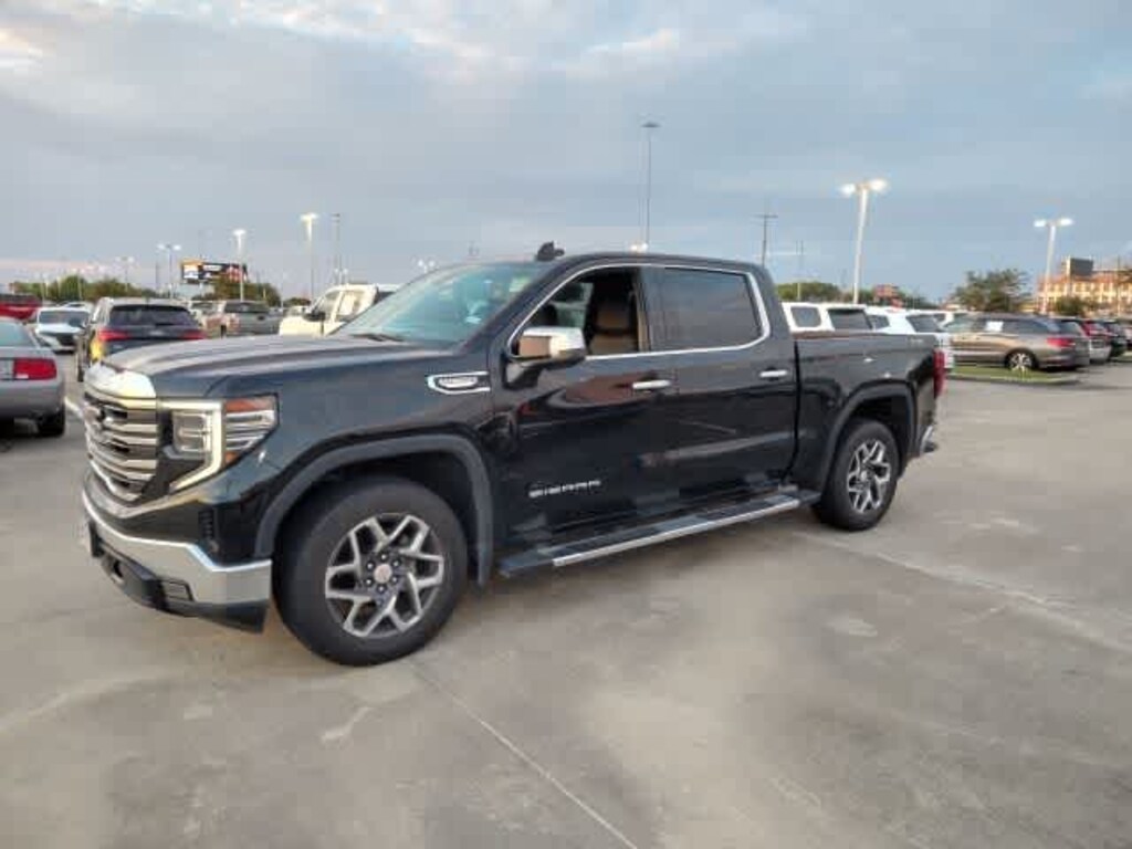 Used 2023 GMC Sierra 1500 SLT Truck Crew Cab