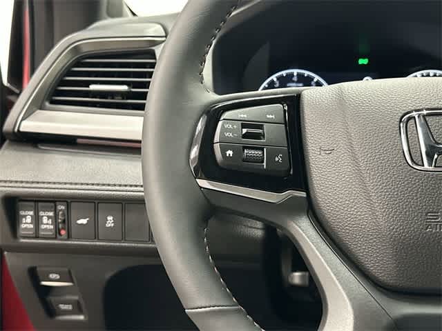 Thumbnail: 2025 Honda Odyssey - 16
