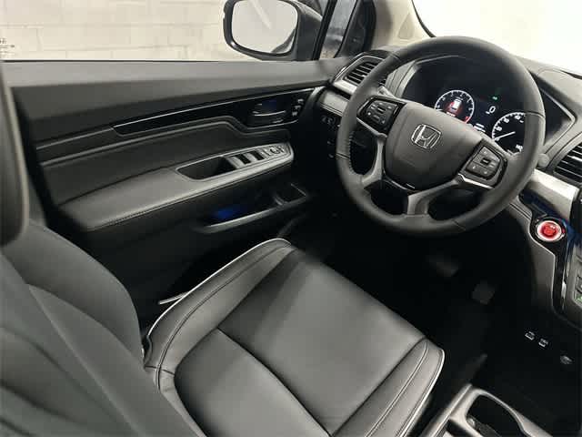 Thumbnail: 2026 Honda Odyssey - 12