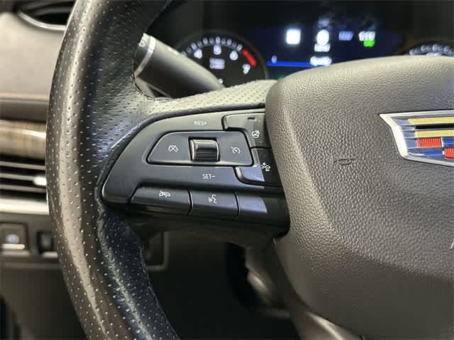 Thumbnail: 2019 Cadillac XT4 - 17