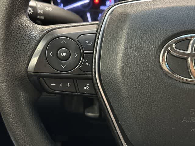 Thumbnail: 2020 Toyota Camry - 16