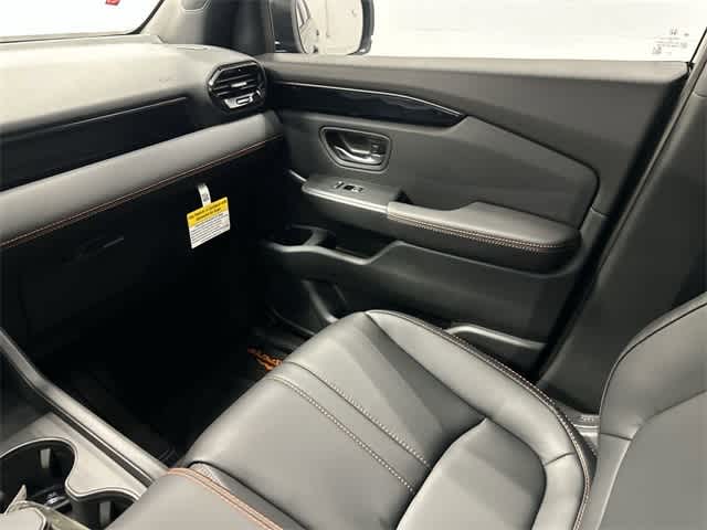 Thumbnail: 2025 Honda Pilot - 13