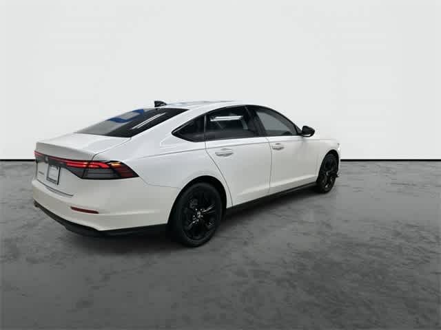 2025 Honda Accord SE photo 4