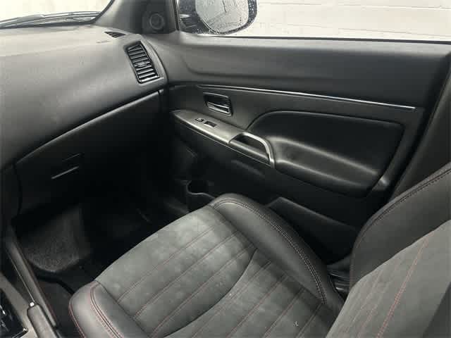 2021 Mitsubishi Outlander Sport GT 13