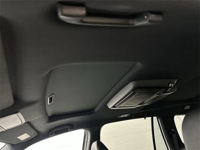 Thumbnail: 2022 Honda Pilot - 28