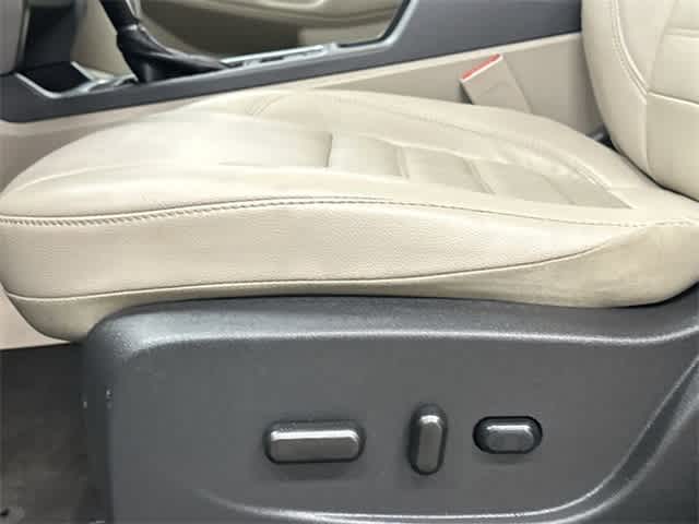 Thumbnail: 2018 Ford Escape - 26