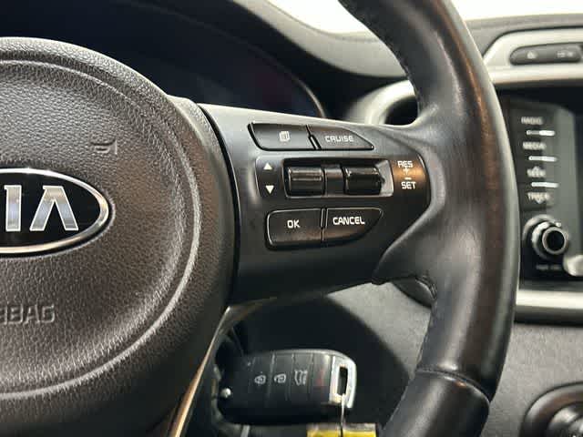 Thumbnail: 2017 Kia Sorento - 18