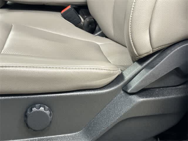 Thumbnail: 2022 Ford F-350 - 25