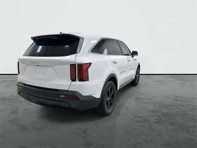 Thumbnail: 2023 Kia Sorento - 3