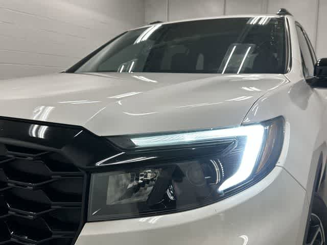 Thumbnail: 2023 Honda Passport - 31