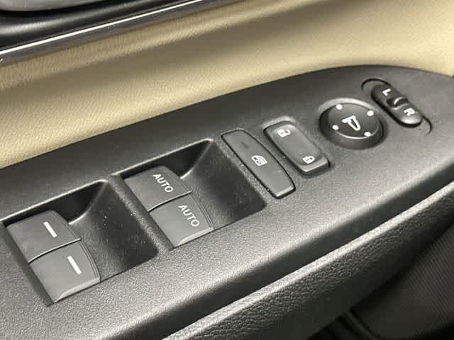 Thumbnail: 2021 Honda CR-V - 20