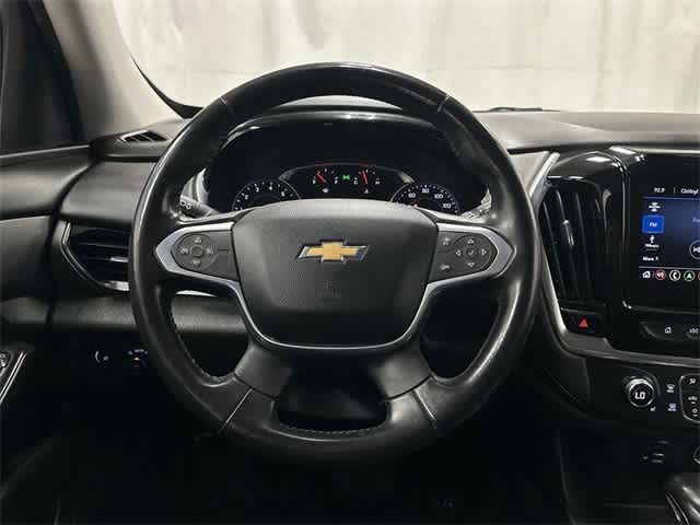 Thumbnail: 2021 Chevrolet Traverse - 15