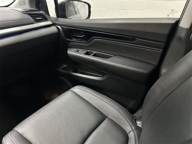 Thumbnail: 2023 Honda Odyssey - 13