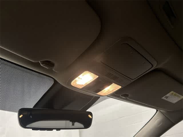 Thumbnail: 2020 Honda Odyssey - 21