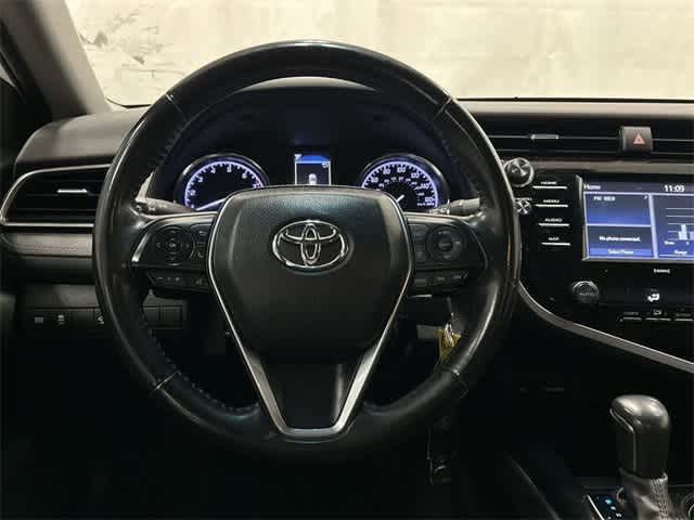 Thumbnail: 2020 Toyota Camry - 15