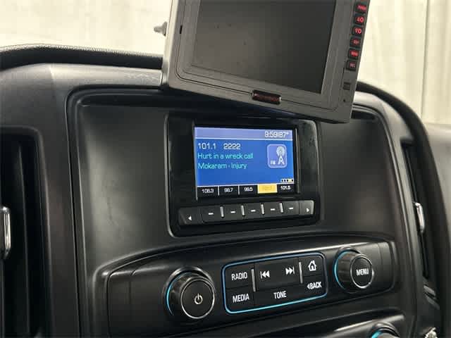 Thumbnail: 2015 Chevrolet Silverado 2500 - 22