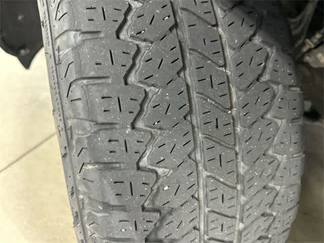 Thumbnail: 2020 Chevrolet Silverado 1500 - 28