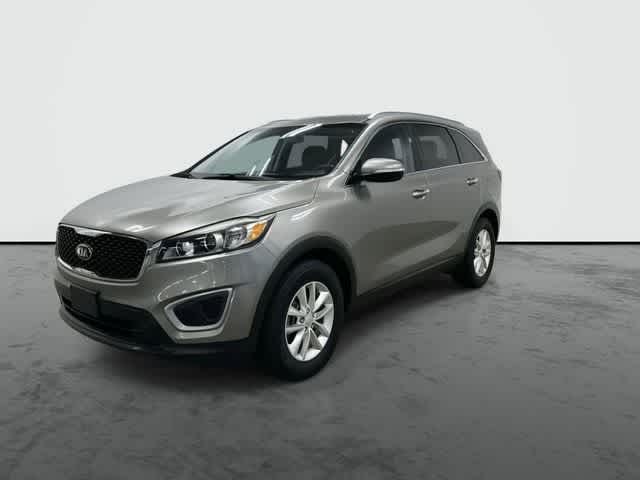Thumbnail: 2017 Kia Sorento - 7