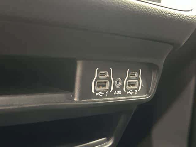 Thumbnail: 2025 Chrysler Pacifica - 25