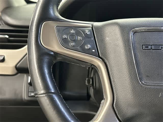 Thumbnail: 2016 GMC Yukon - 17