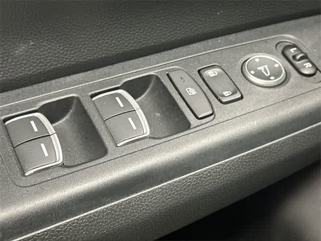 Thumbnail: 2023 Honda CR-V - 20