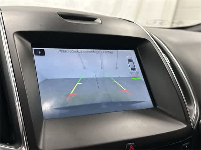 Thumbnail: 2019 Ford Edge - 23