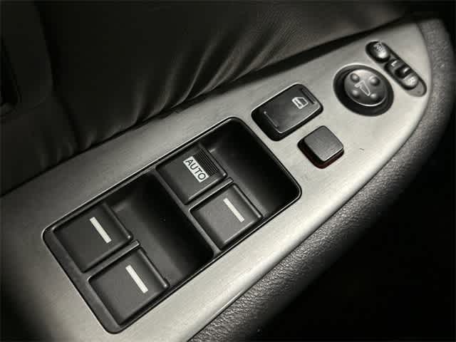 Thumbnail: 2005 Honda Odyssey - 20