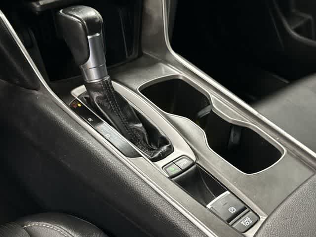 Thumbnail: 2019 Honda Accord - 24