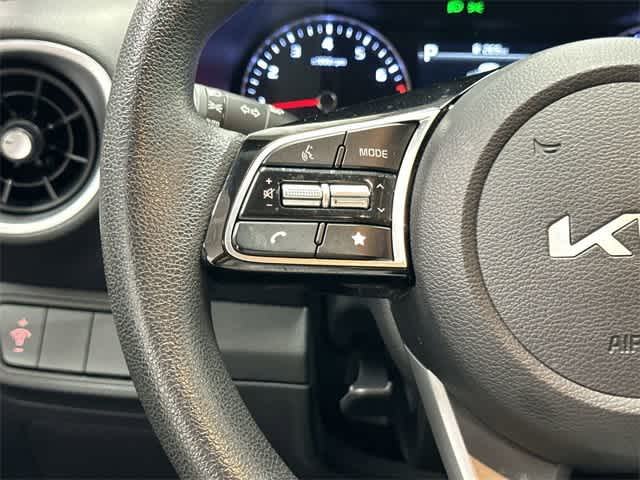 Thumbnail: 2023 Kia Forte - 17