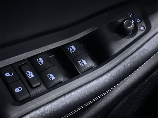 2023 Jeep Grand Cherokee Laredo 21