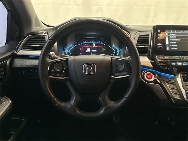 Thumbnail: 2022 Honda Odyssey - 15