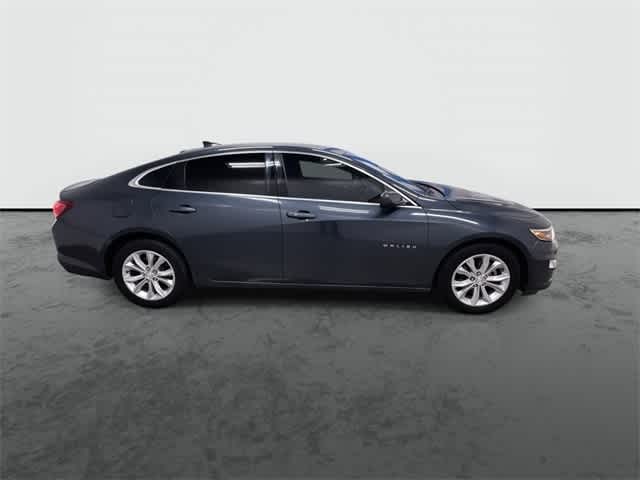 Thumbnail: 2020 Chevrolet Malibu - 9