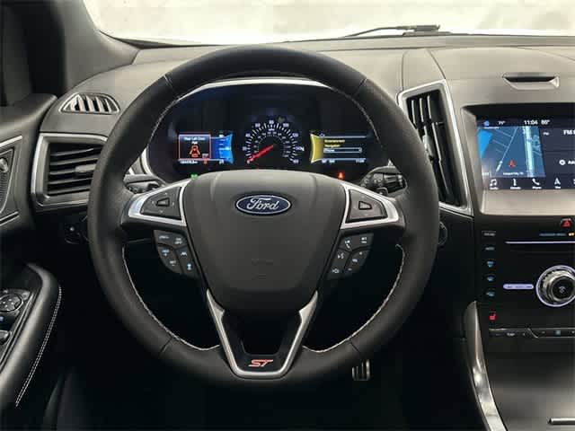 Thumbnail: 2019 Ford Edge - 15