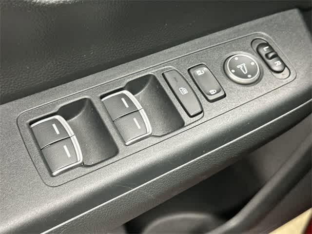 Thumbnail: 2023 Honda CR-V - 20