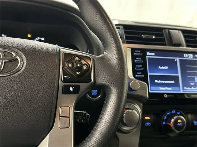 Thumbnail: 2024 Toyota 4Runner - 18